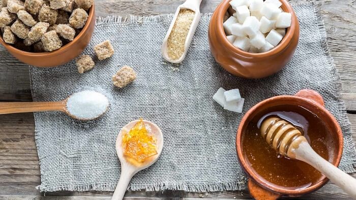 Đường và Mật ong nên dùng loại nào?